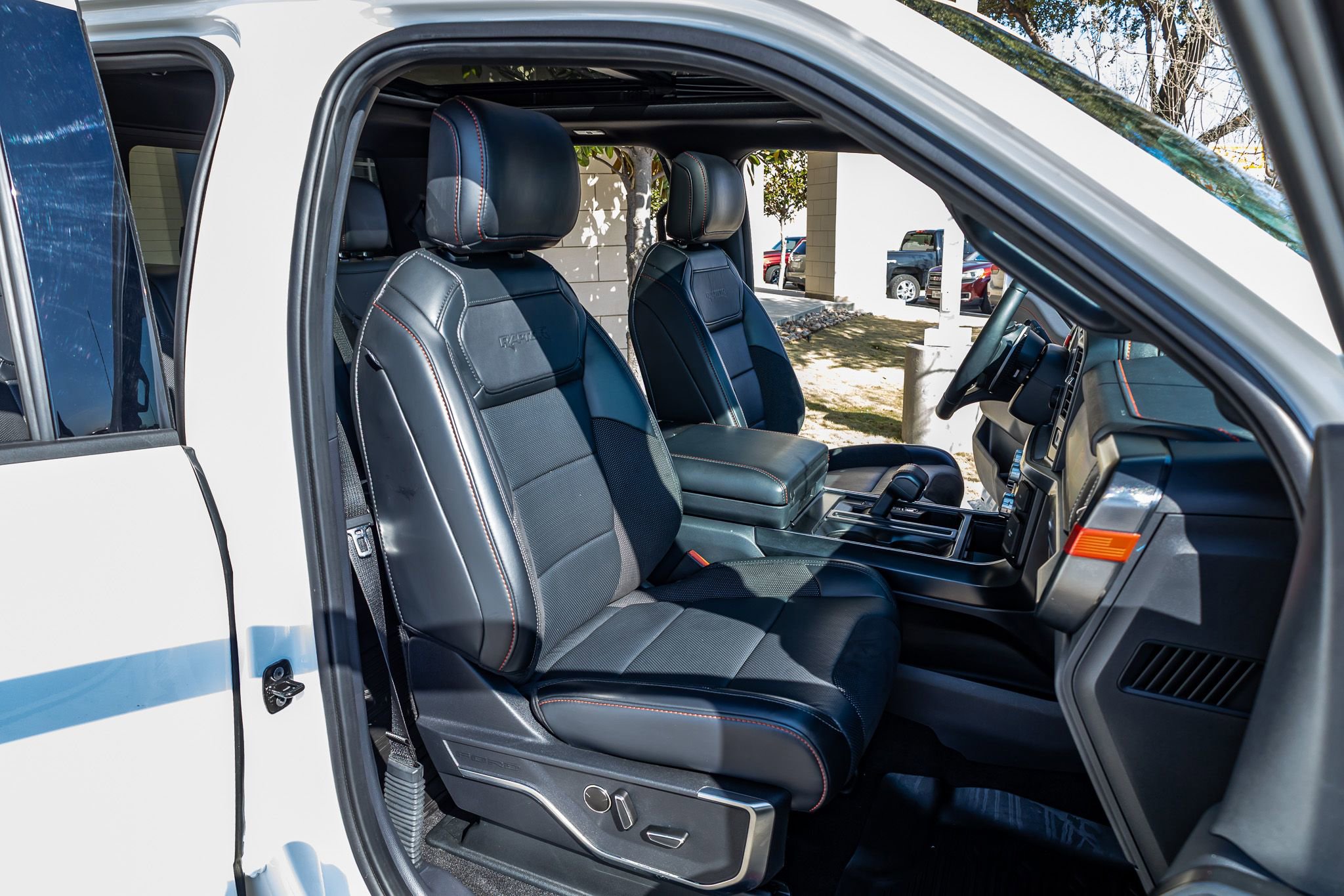 Used 2024 Ford F150 Raptor image 29