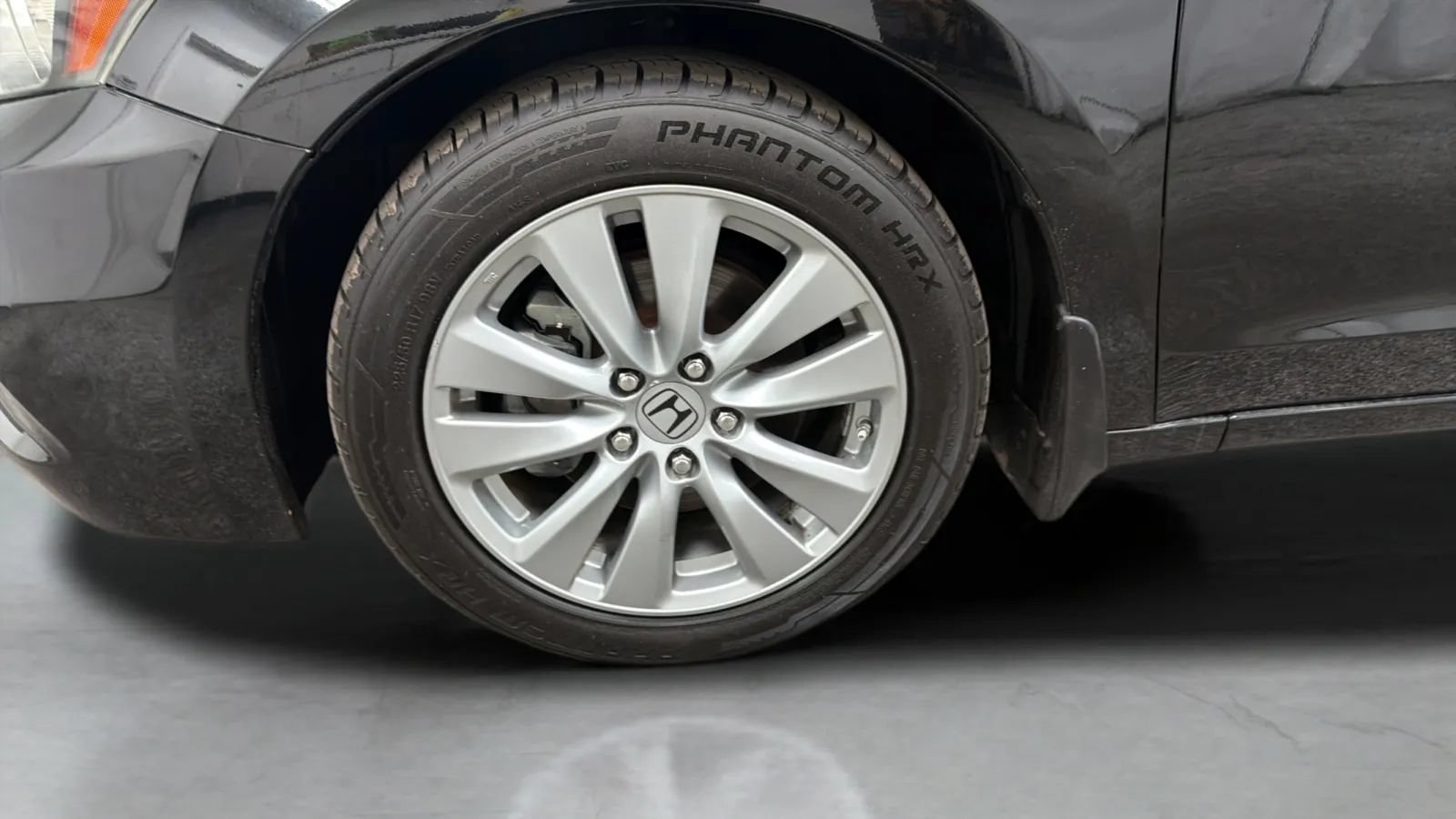 Used 2011 Honda Accord EX-L image 26