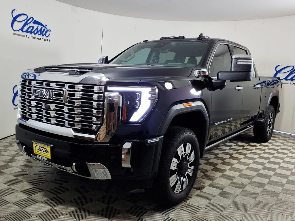 Used 2025 GMC Sierra 2500 Denali w/ Denali Reserve Package AWD/4WD image 6