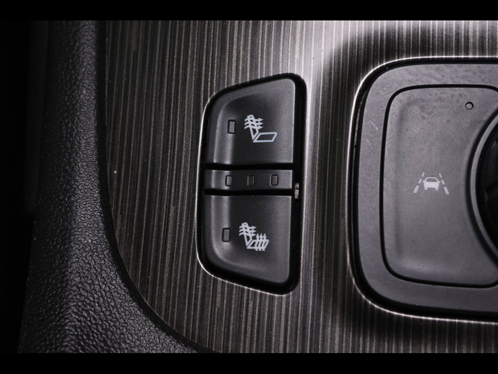 Used 2023 GMC Acadia SLT w/ Elevation Edition AWD/4WD image 18