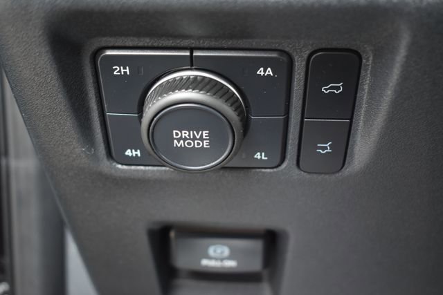 Used 2025 Ford Expedition Max Active AWD/4WD image 21