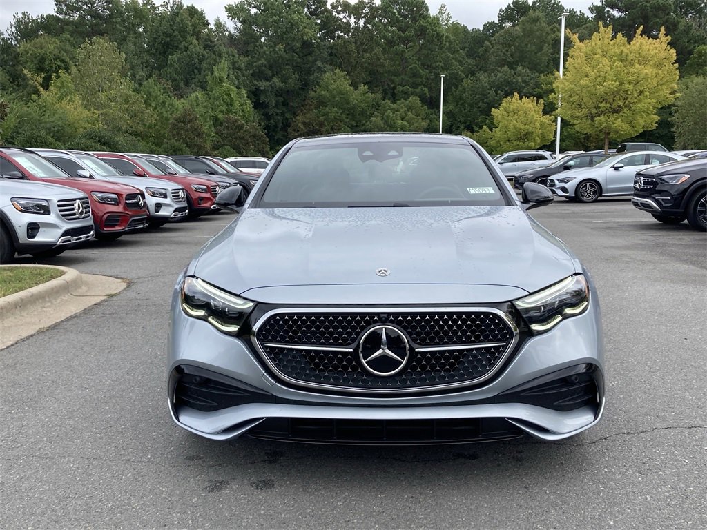 New 2026 Mercedes-Benz E 350 4MATIC Sedan image 2