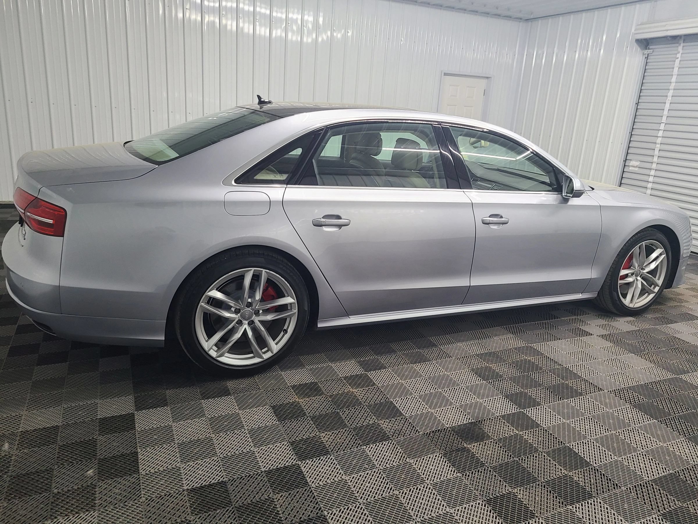 Used 2016 Audi A8 L 4.0T w/ Driver Assistance Package AWD/4WD image 12