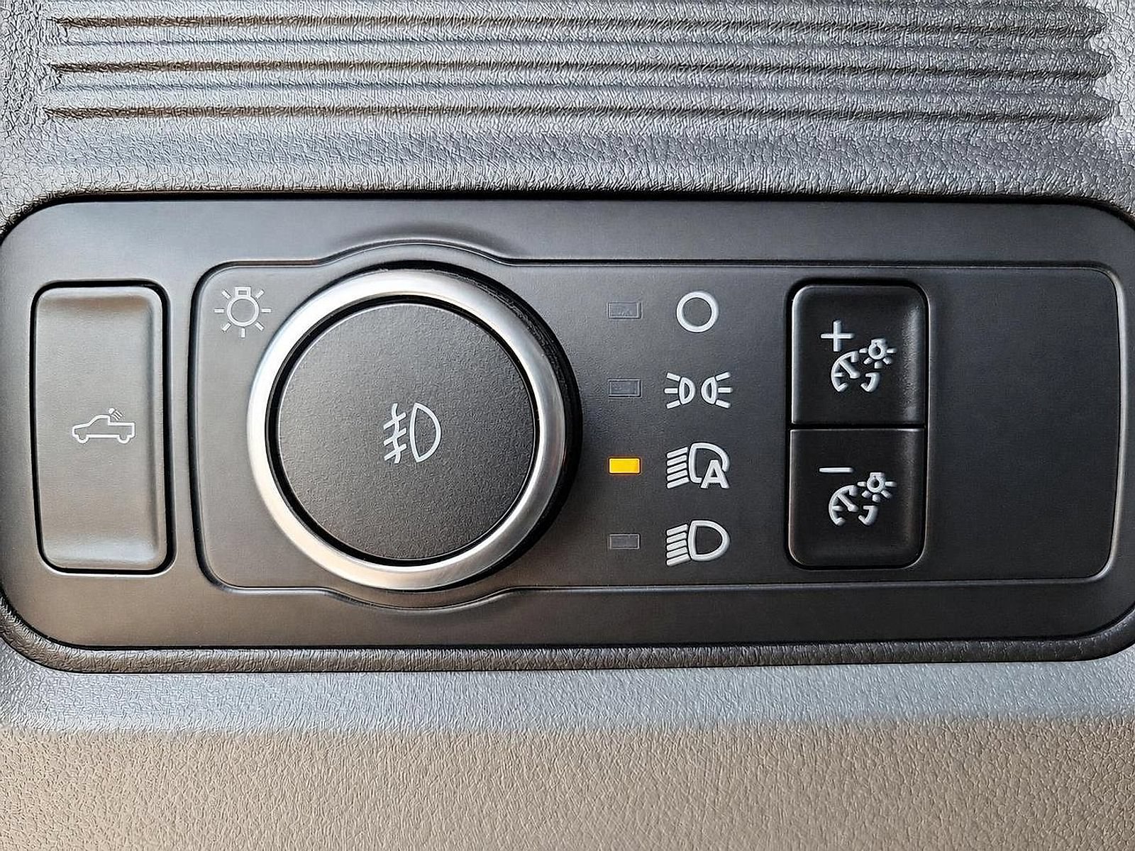 New 2027 Ford F550 4x4 Crew Cab image 15