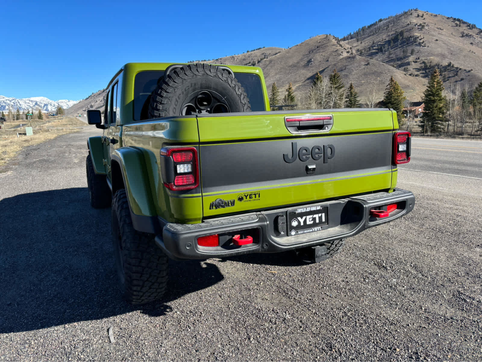 New 2025 Jeep Gladiator Rubicon image 40