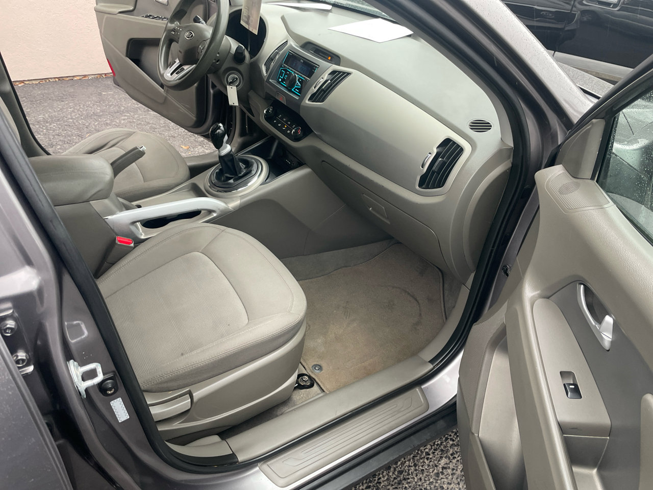 Used 2011 Kia Sportage LX image 26