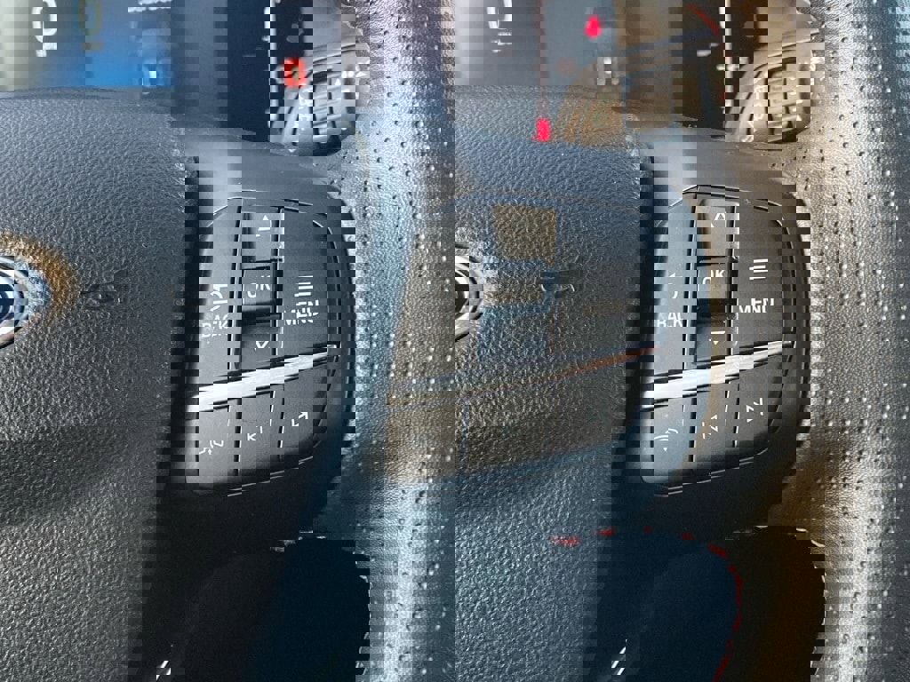 Used 2025 Ford Escape ST-Line image 16