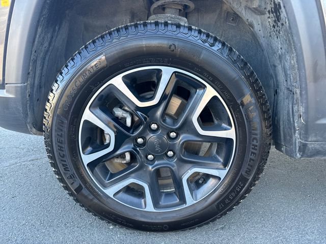 Used 2019 Jeep Compass Trailhawk image 19