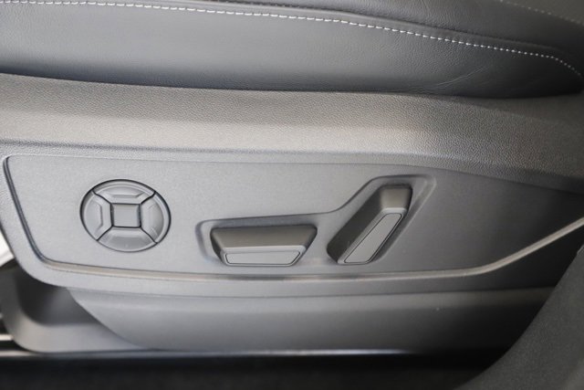 New 2025 Audi Q5 Premium Plus image 17