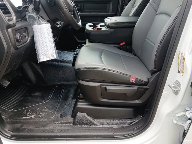 New 2026 RAM 4500 Tradesman w/ Chrome Appearance Group AWD/4WD image 32