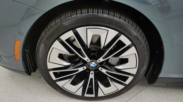 Used 2026 BMW i5 eDrive40 AWD/4WD image 91