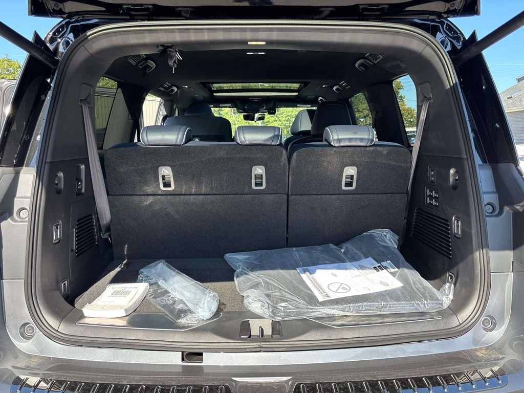 New 2027 INFINITI QX80 Sensory w/ Sport Exterior Package AWD/4WD image 8