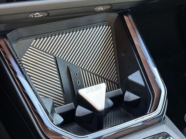 Used 2025 BMW X3 xDrive30i w/ Premium Package image 35