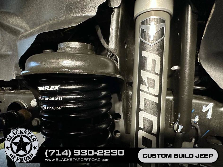 Used 2025 Jeep Wrangler Unlimited Rubicon AWD/4WD image 24