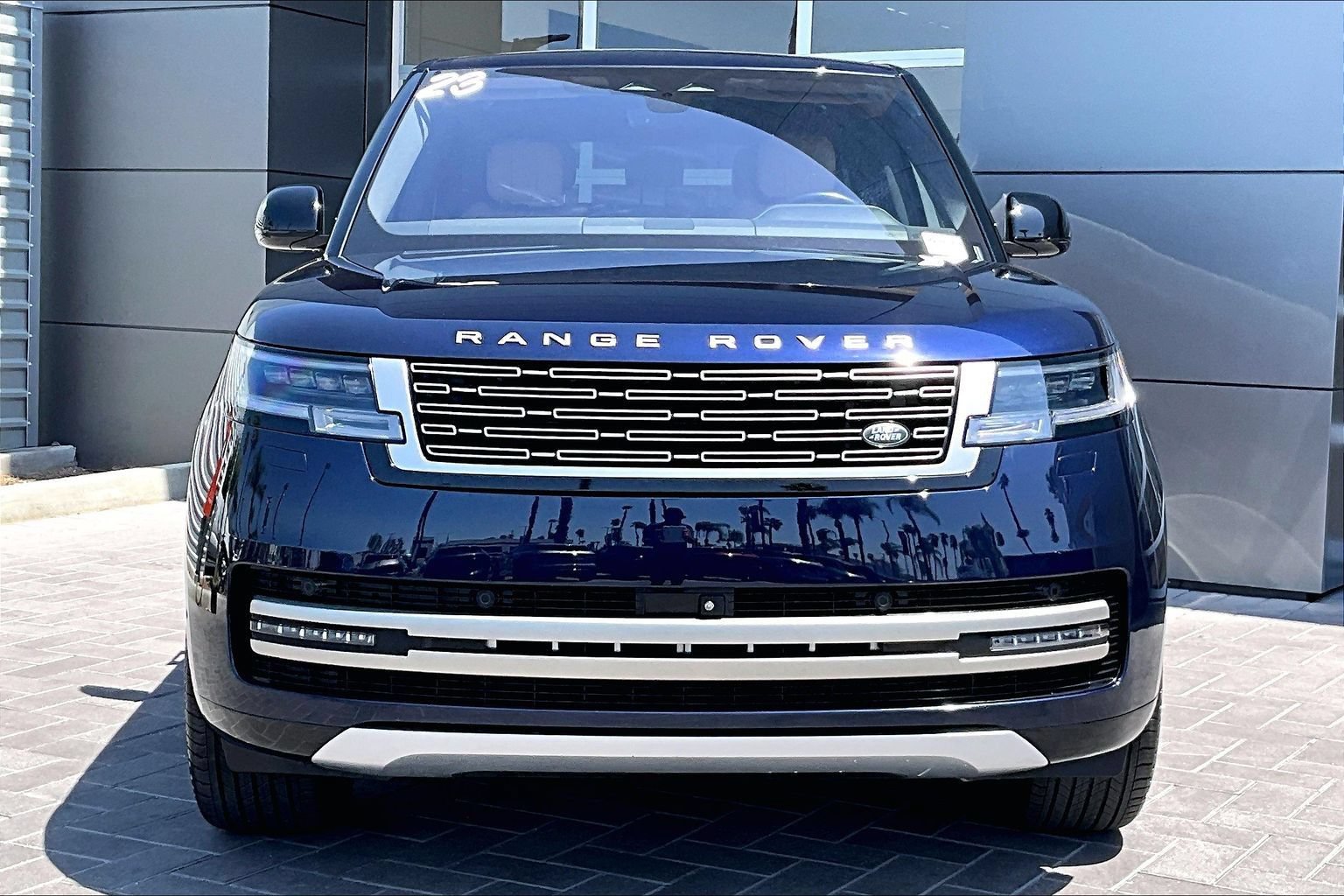 Certified 2023 Land Rover Range Rover SE AWD/4WD image 2