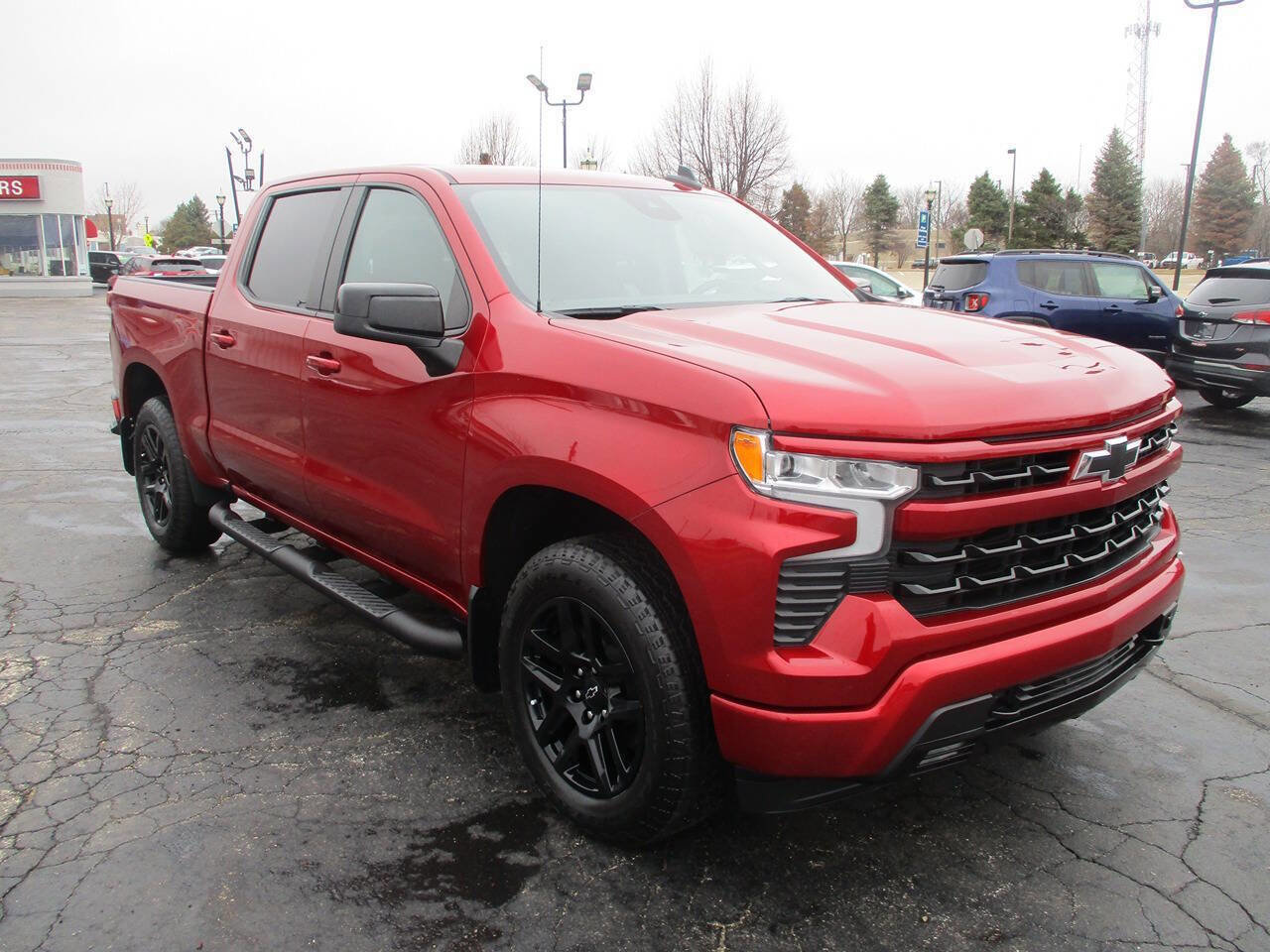 Used 2025 Chevrolet Silverado 1500 RST AWD/4WD image 3