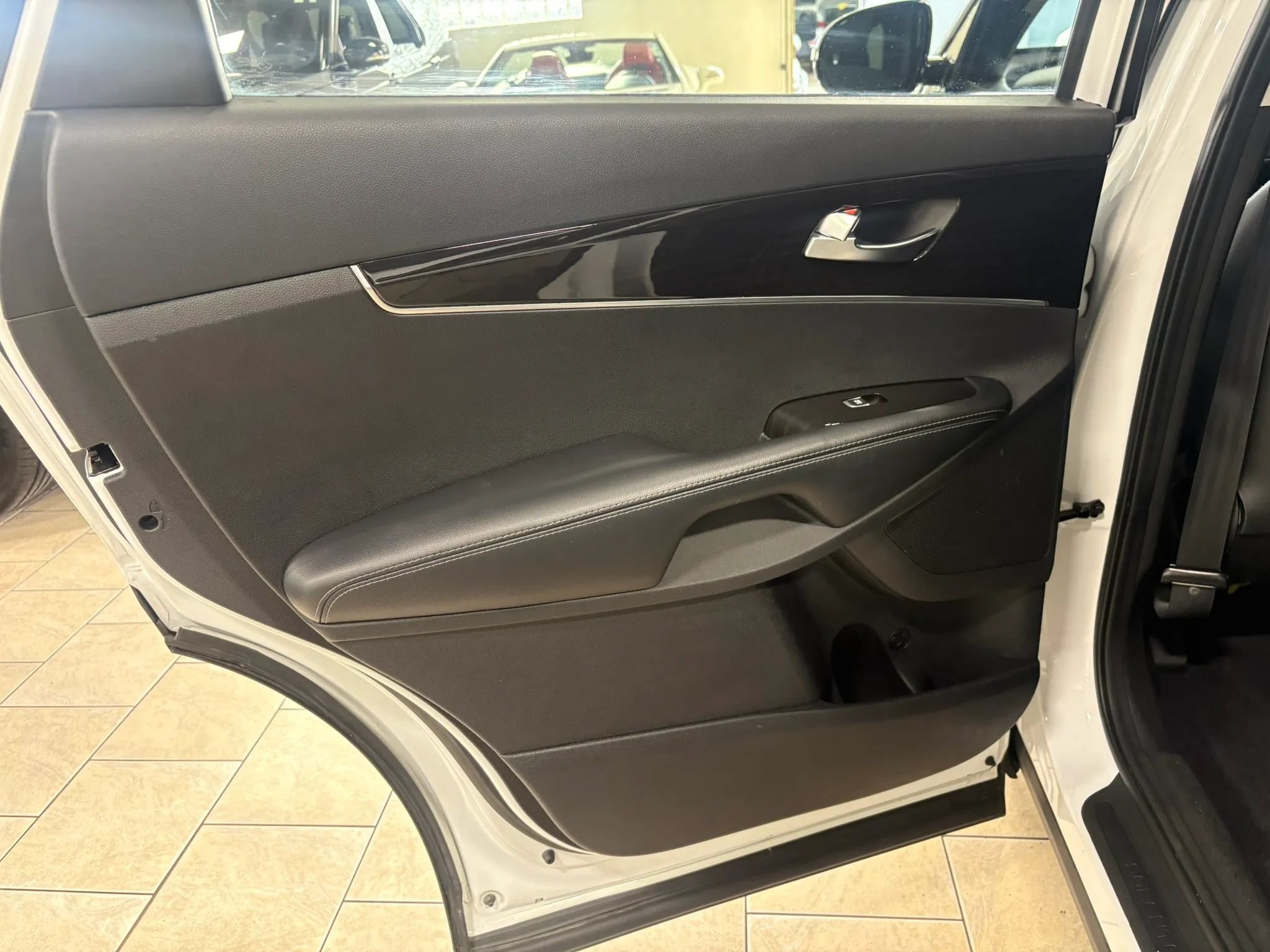 Used 2020 Kia Sorento LX w/ LX I4 Convenience Package AWD/4WD image 29