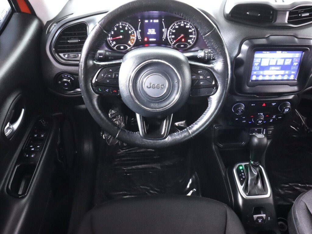 Used 2019 Jeep Renegade Altitude w/ Quick Order Package 2XM FWD image 30