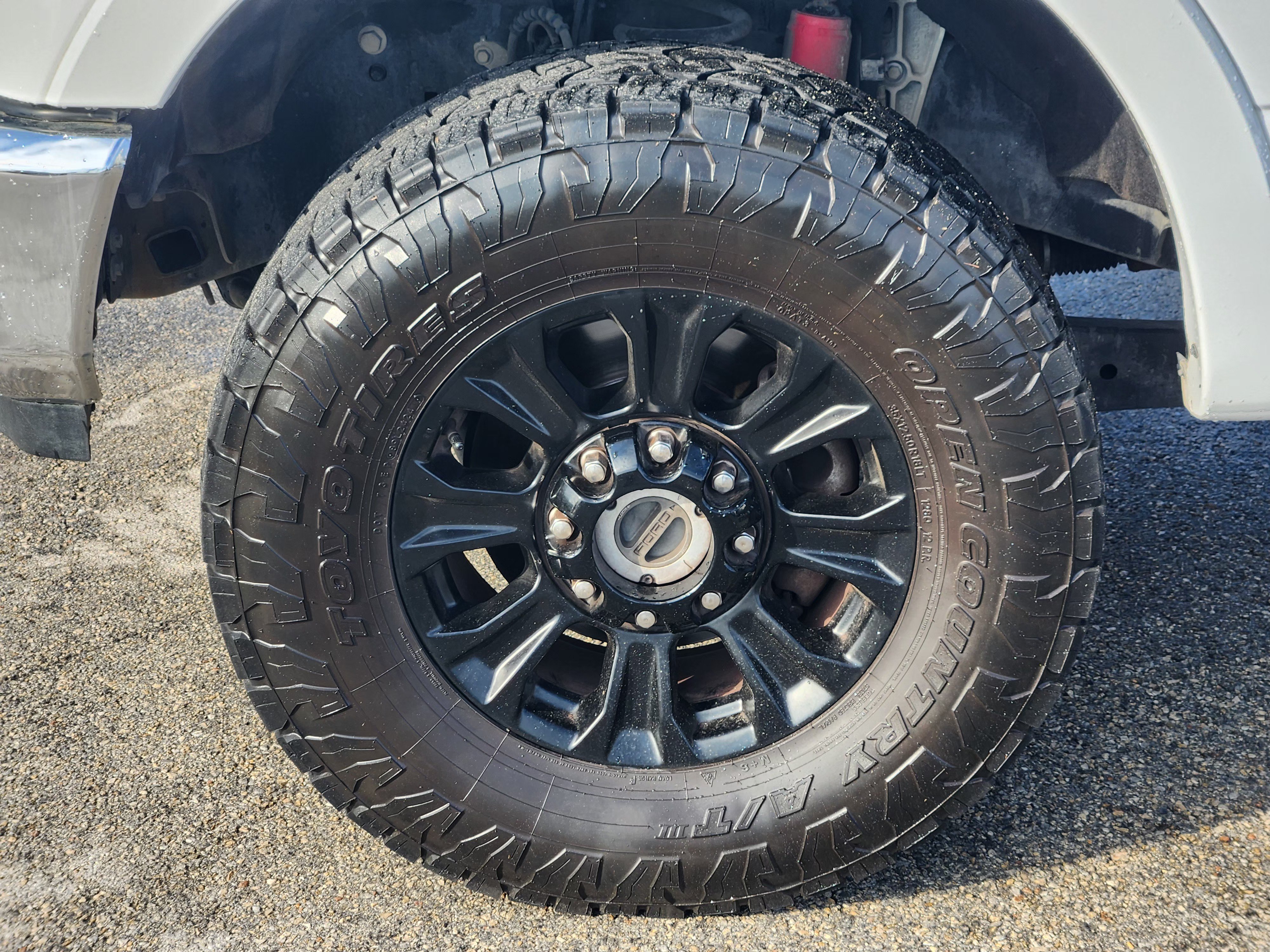 Used 2022 Ford F350 Lariat w/ Tremor Off-Road Package AWD/4WD image 10