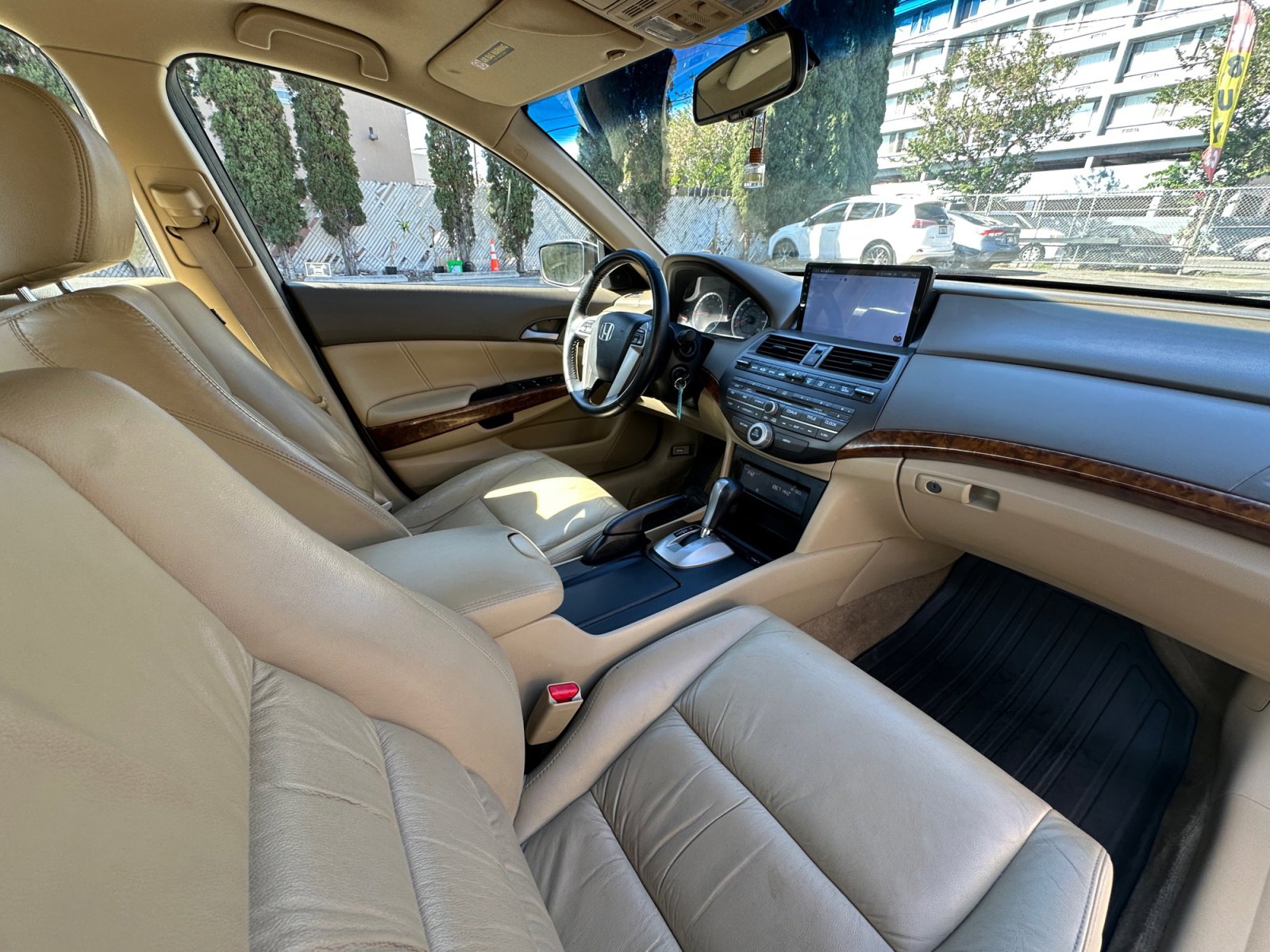 Used 2010 Honda Accord EX-L image 14