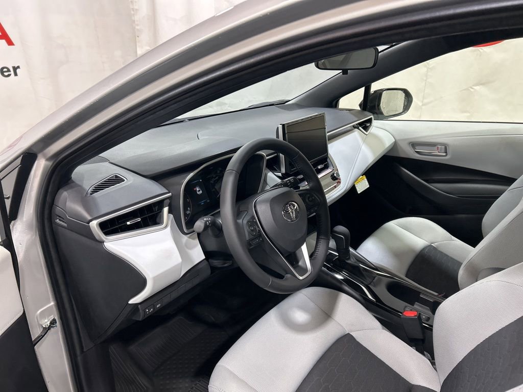 Used 2026 Toyota Corolla SE FWD image 20