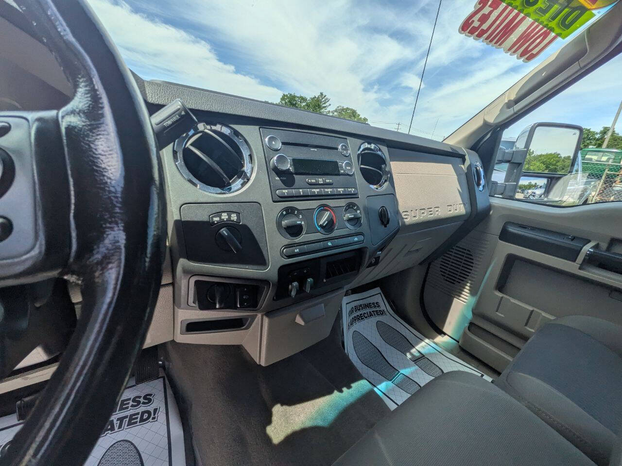 Used 2010 Ford F250 Lariat AWD/4WD image 17