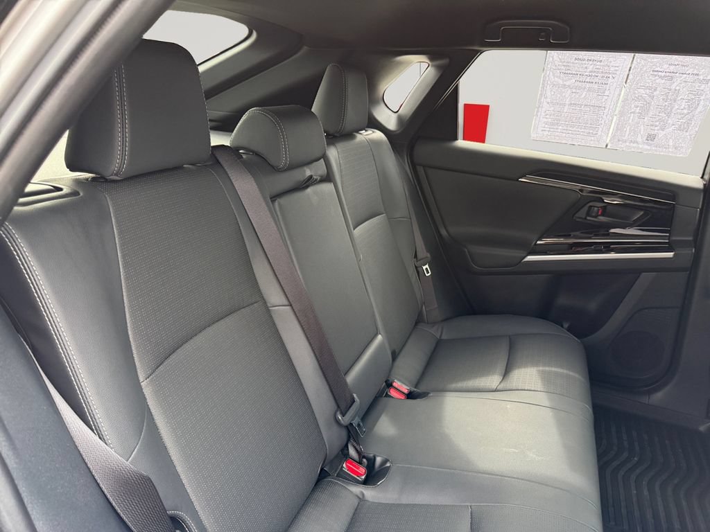 Used 2025 Subaru Solterra AWD/4WD image 17