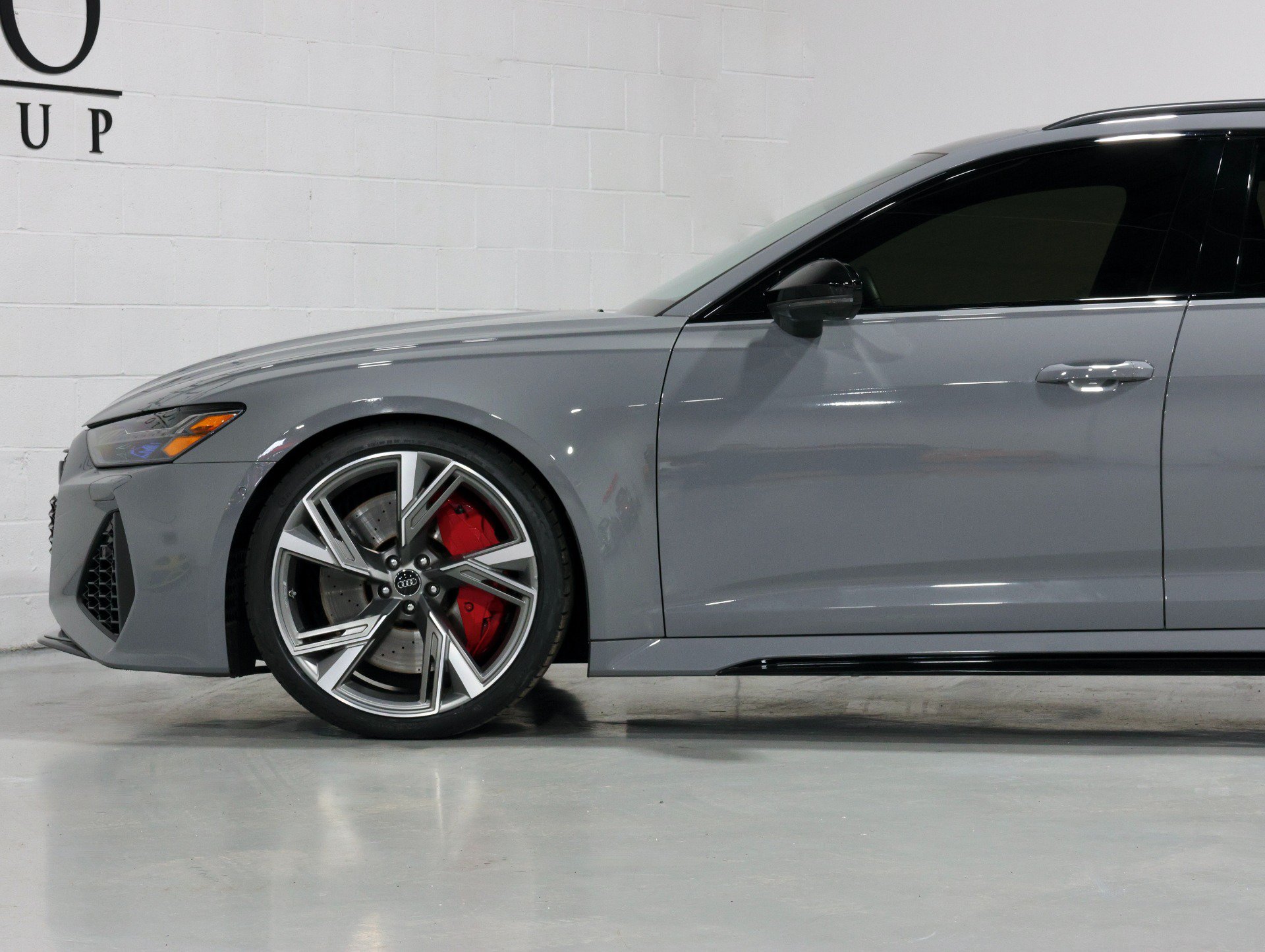 Used 2021 Audi RS 6 AWD/4WD image 21