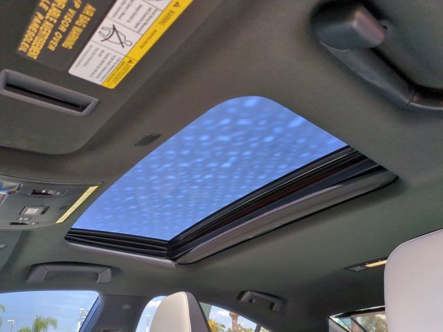 Used 2025 Lexus IS 500 image 24