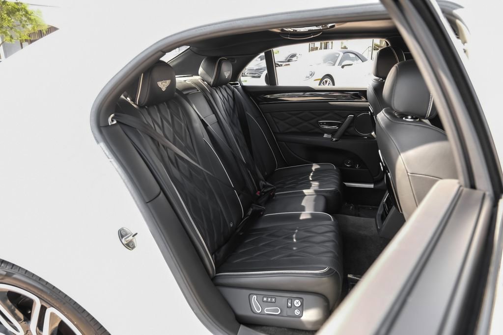 Used 2016 Bentley Flying Spur V8 AWD/4WD image 44