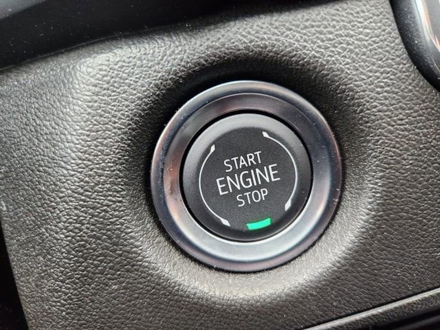 Used 2025 Chevrolet Colorado W/T w/ WT Custom Package image 8