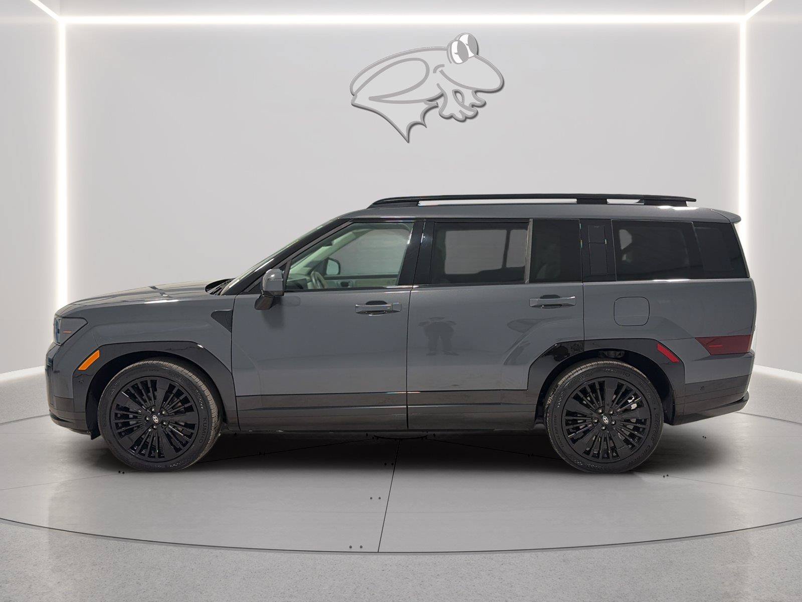 Used 2025 Hyundai Santa Fe Calligraphy AWD/4WD image 2