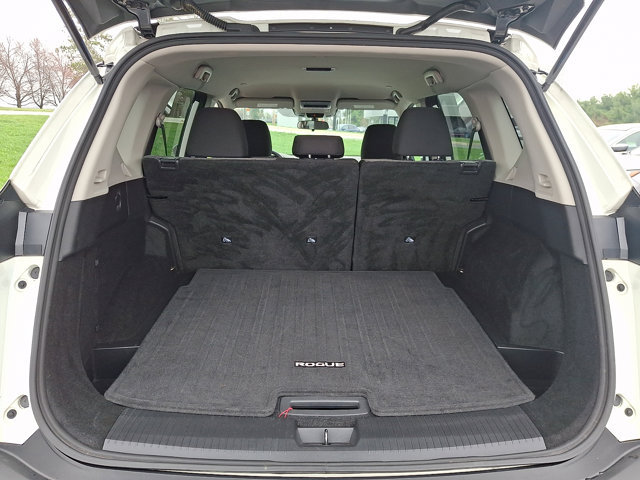 Certified 2022 Nissan Rogue SV AWD/4WD image 28