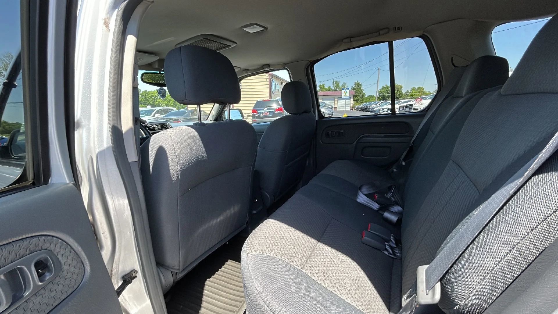 Used 2004 Nissan Xterra XE RWD image 8