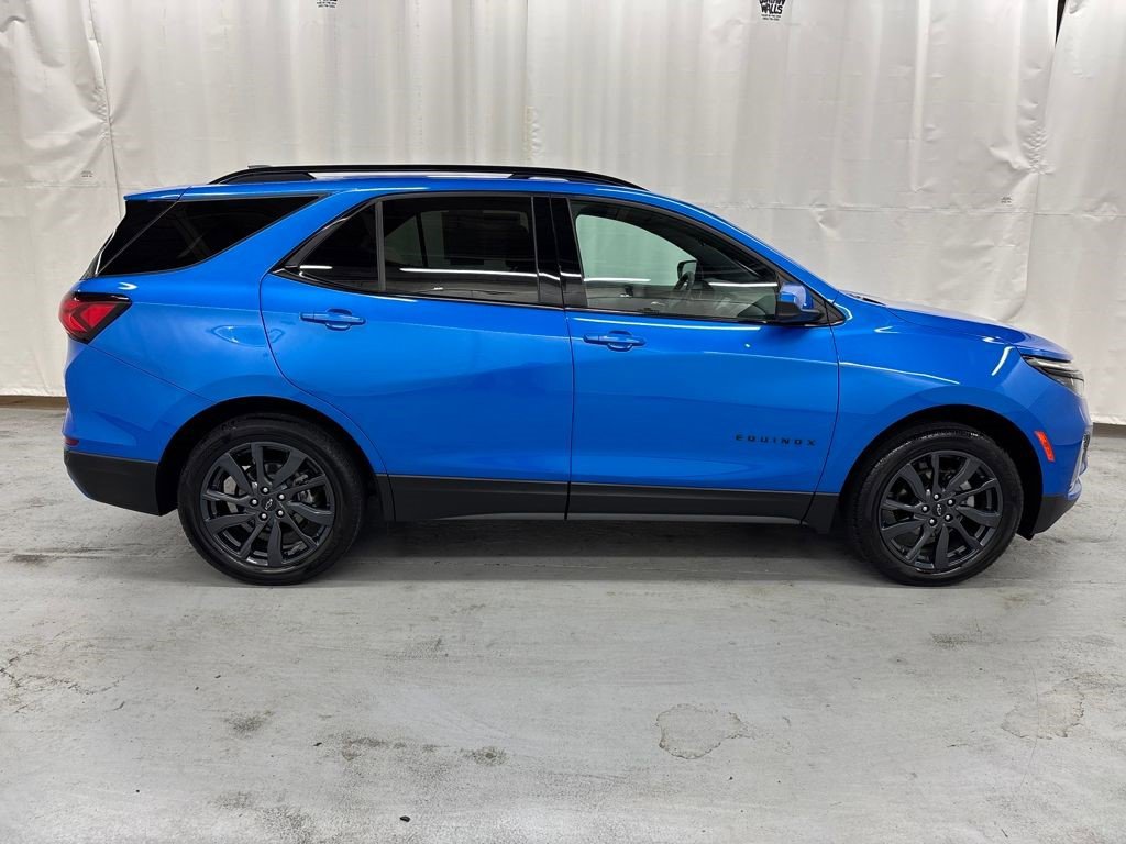 Certified 2024 Chevrolet Equinox RS w/ LPO, Floor Liner Package image 9