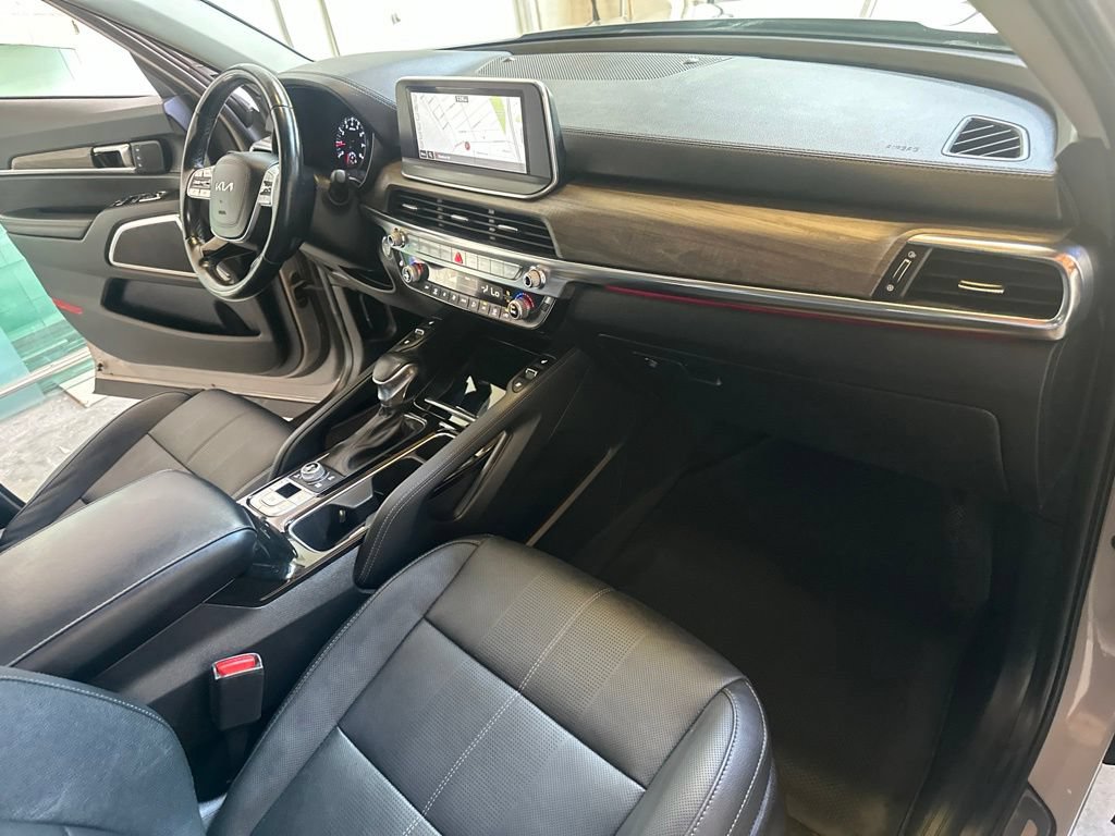 Used 2022 Kia Telluride SX w/ Nightfall Edition Package AWD/4WD image 33