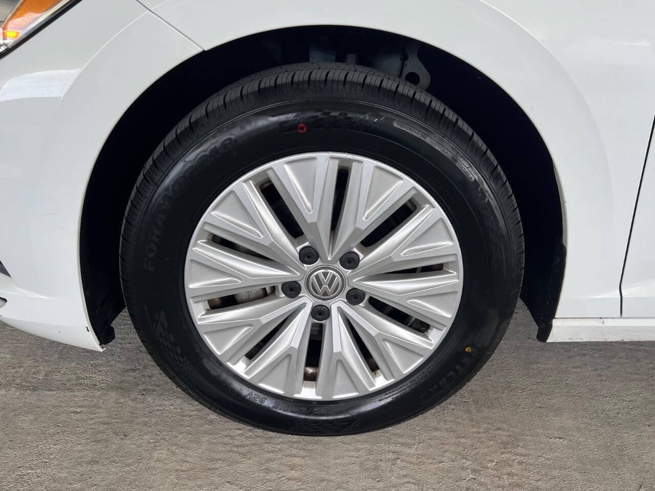 Used 2019 Volkswagen Jetta S w/ Driver Assistance Package FWD image 27