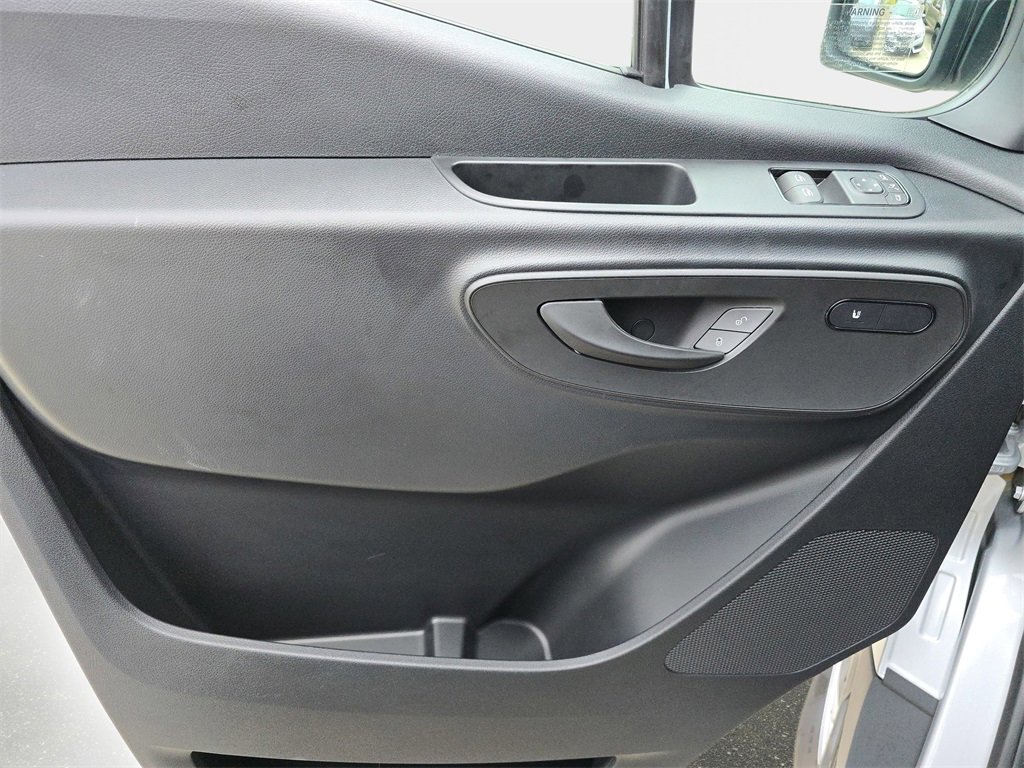 Used 2023 Mercedes-Benz Sprinter 2500 image 22