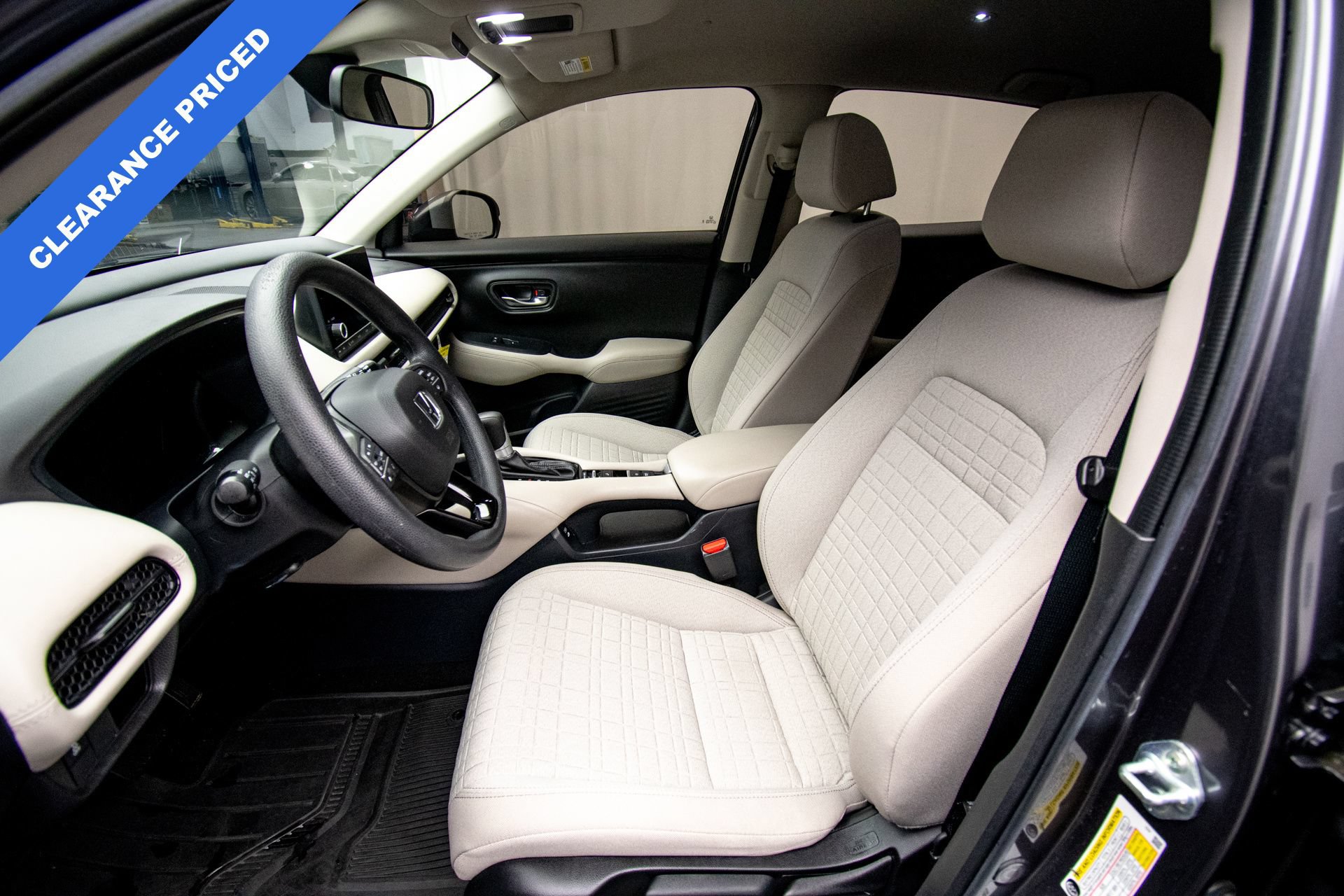 Used 2024 Honda HR-V LX image 12