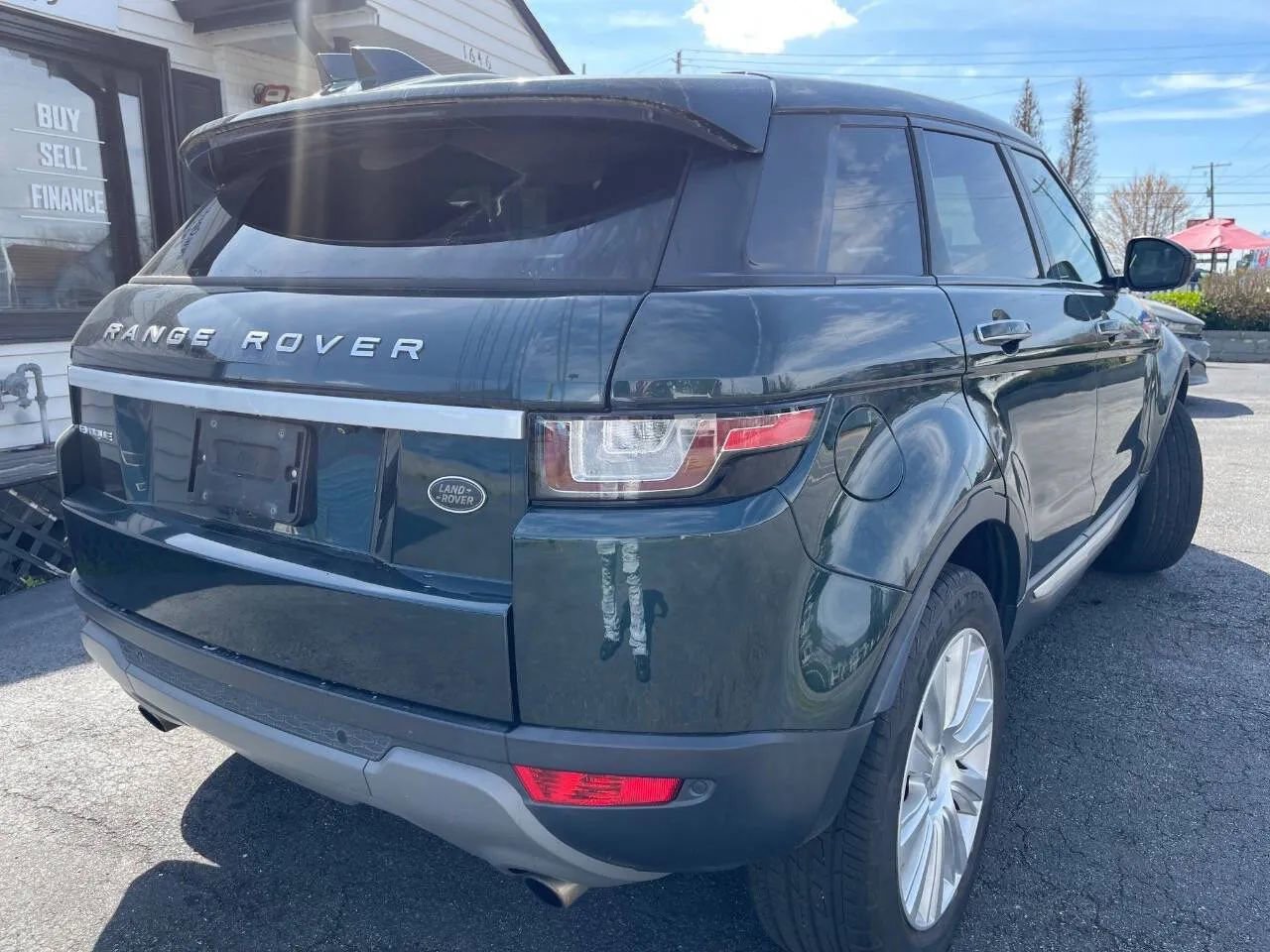 Used 2017 Land Rover Range Rover Evoque HSE image 6