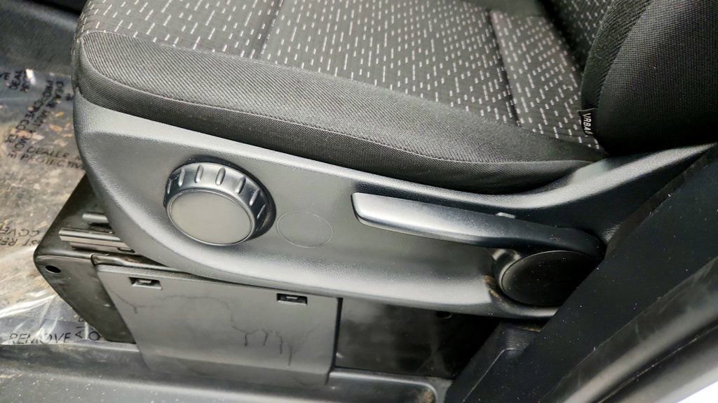 Used 2023 Mercedes-Benz Metris image 11