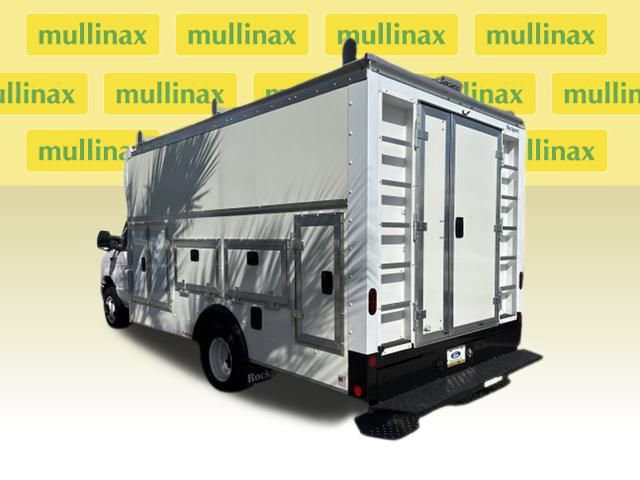 New 2025 Ford E-450 and Econoline 450 Super Duty w/ Power Equipment Group RWD image 4