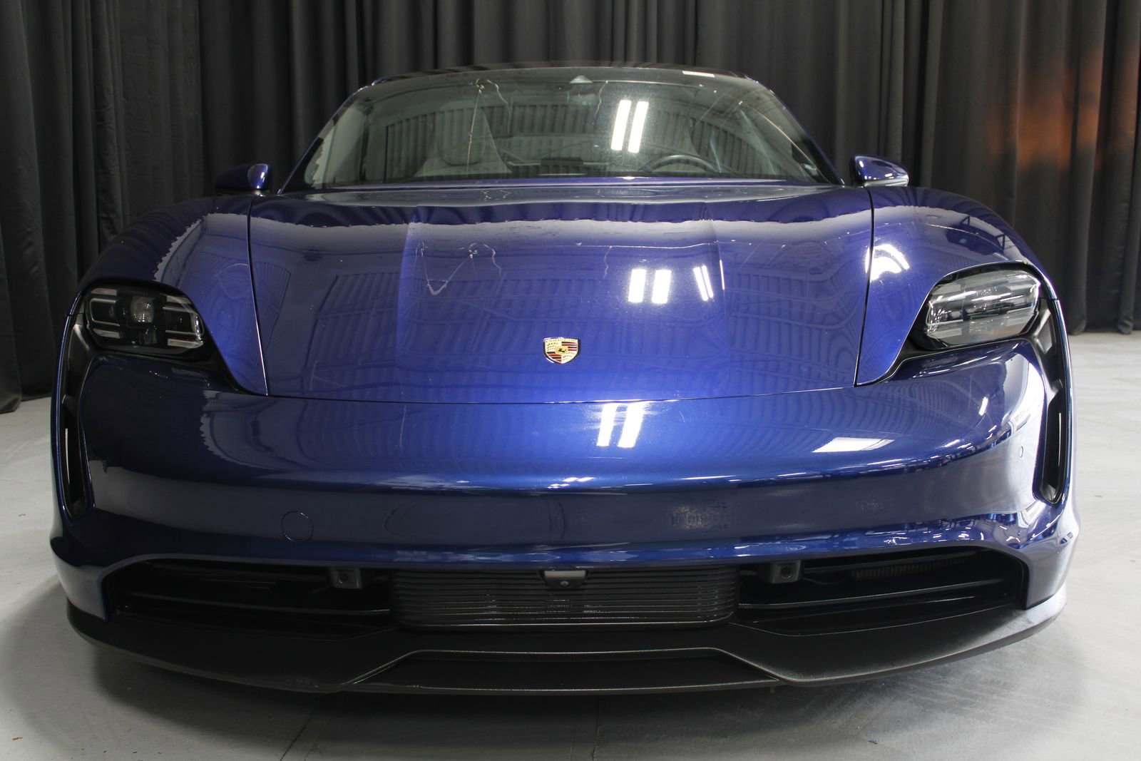 Certified 2021 Porsche Taycan image 6