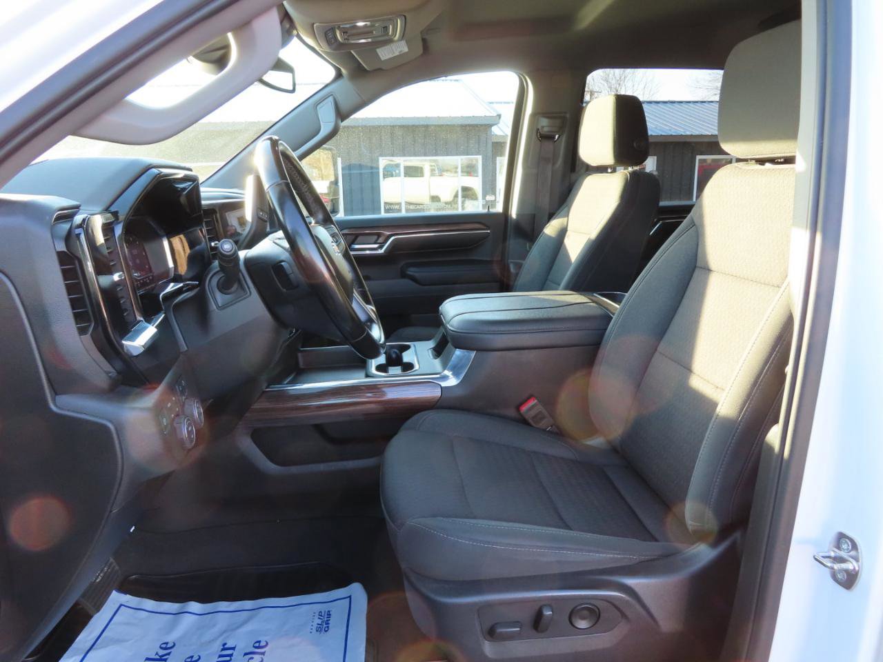 Used 2024 Chevrolet Silverado 2500 LT w/ True North Edition image 33