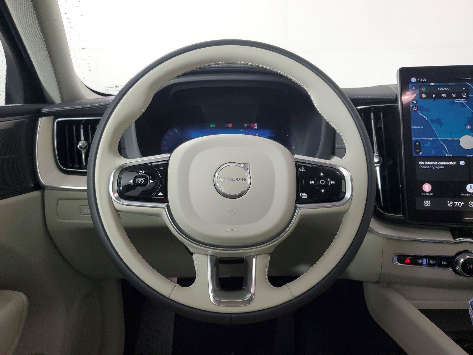 New 2026 Volvo XC60 T8 Ultra w/ Protection Package Premier AWD/4WD image 16