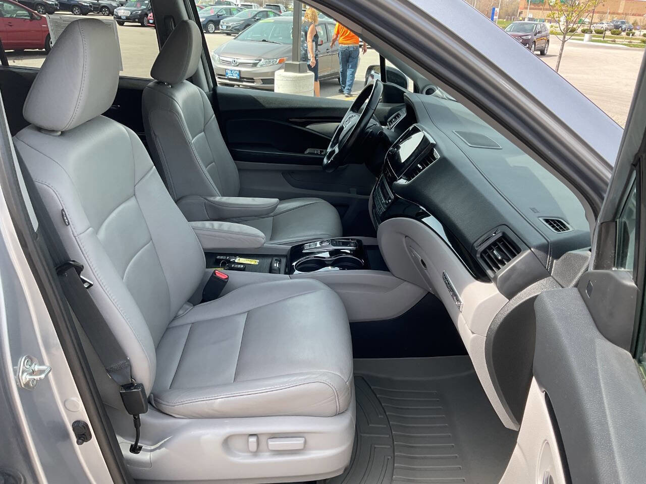 Used 2019 Honda Pilot Touring image 53