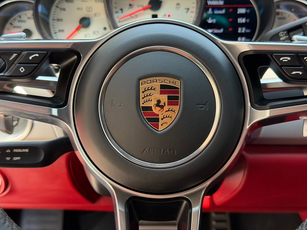 Used 2016 Porsche Cayenne GTS AWD/4WD image 32