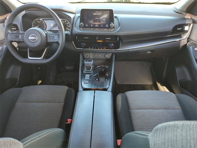 Certified 2022 Nissan Rogue SV image 19