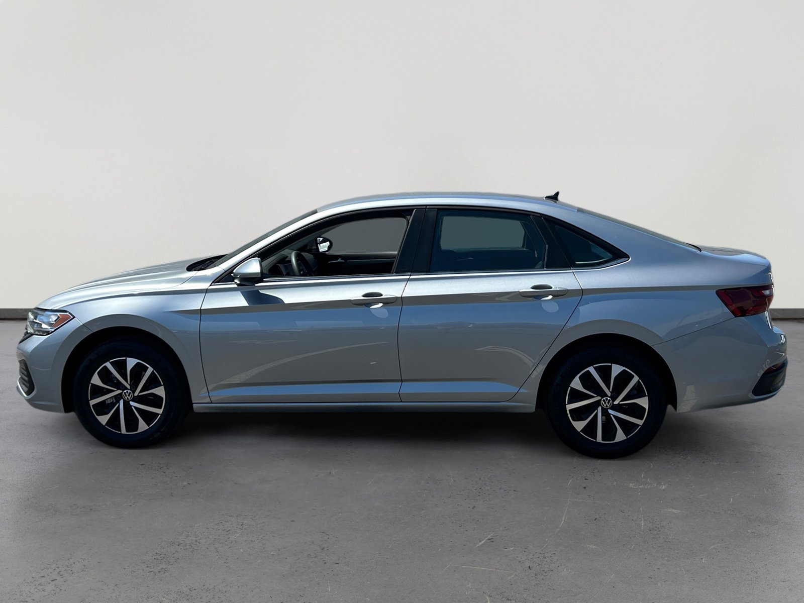 Used 2023 Volkswagen Jetta S FWD image 2