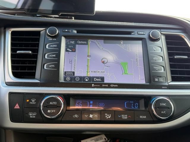 Used 2018 Toyota Highlander XLE AWD/4WD image 21